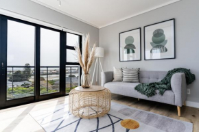 Burmeister403 - Modern 1 Bedroom Apartment across from Ocean